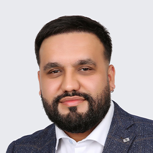 Ramin, Financial Advisor